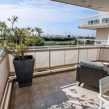 De 66m4 A 50m De La De Juan-les-pins * Antibes